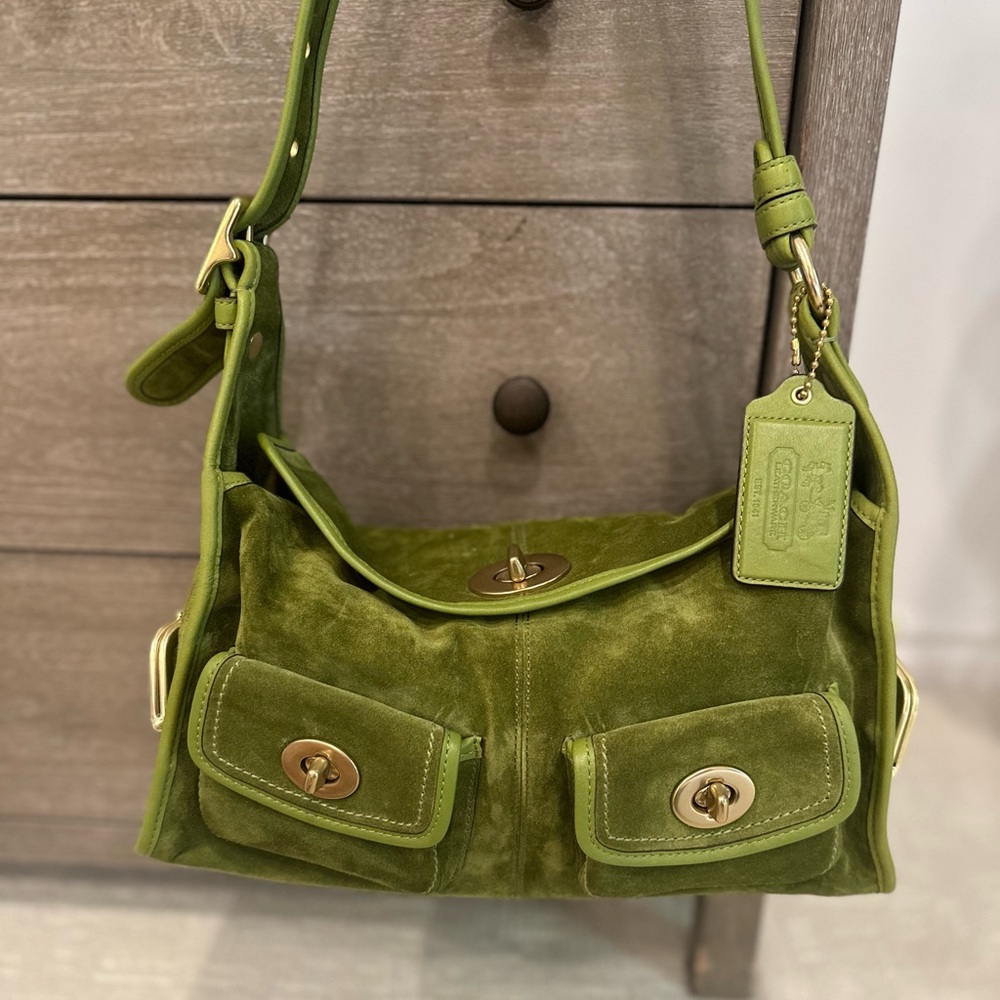 Pristine condition Vintage COACH bag-asparagus green suede